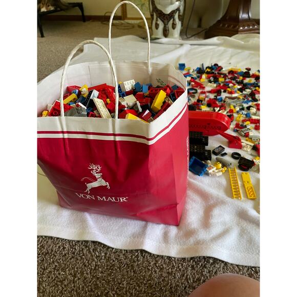 Lot of Legos Original Structors Ship Wheels Boat Lego Characters - Picture 16 of 16